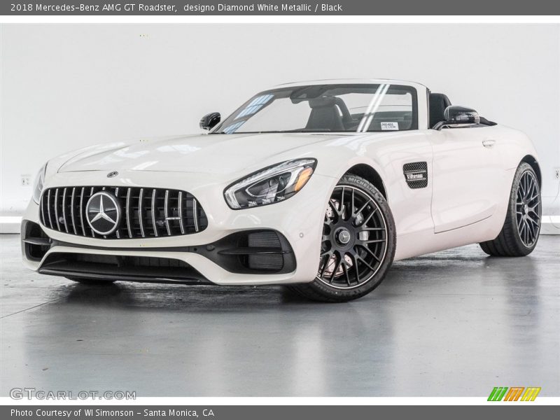 Front 3/4 View of 2018 AMG GT Roadster