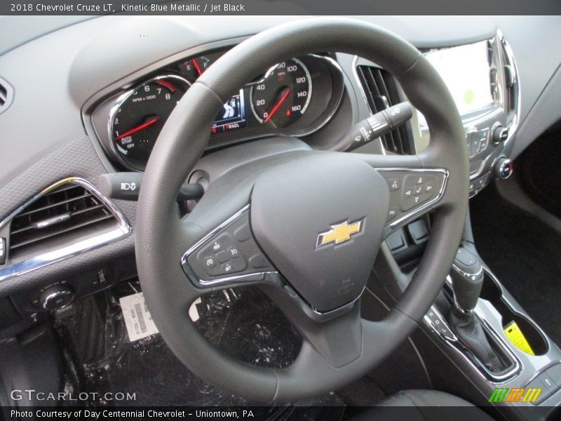 Kinetic Blue Metallic / Jet Black 2018 Chevrolet Cruze LT