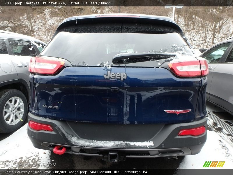 Patriot Blue Pearl / Black 2018 Jeep Cherokee Trailhawk 4x4