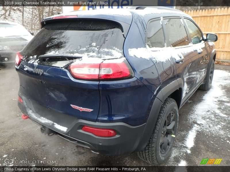 Patriot Blue Pearl / Black 2018 Jeep Cherokee Trailhawk 4x4