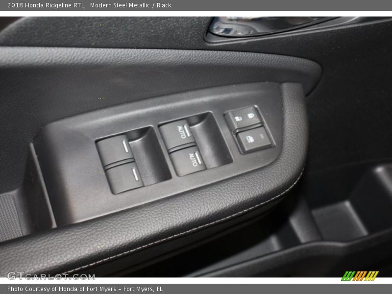 Modern Steel Metallic / Black 2018 Honda Ridgeline RTL