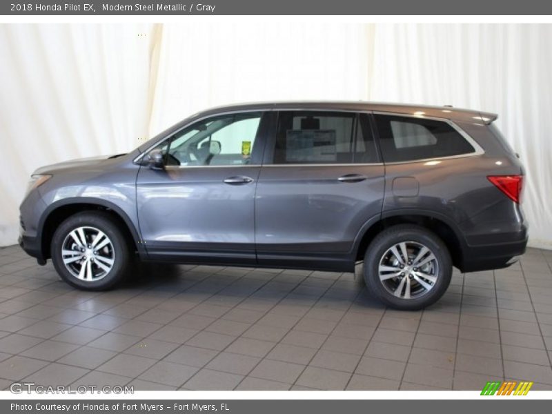 Modern Steel Metallic / Gray 2018 Honda Pilot EX