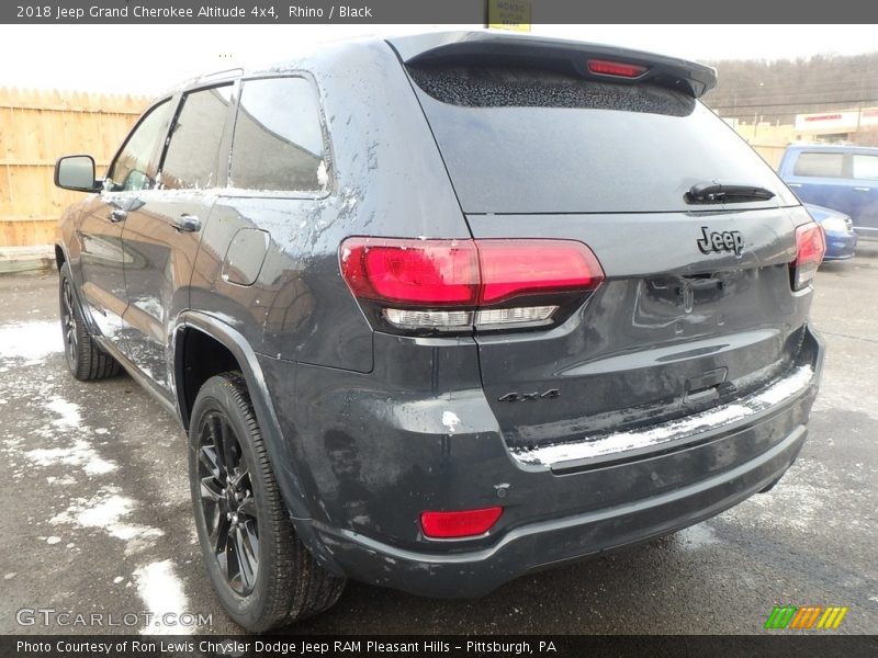 Rhino / Black 2018 Jeep Grand Cherokee Altitude 4x4