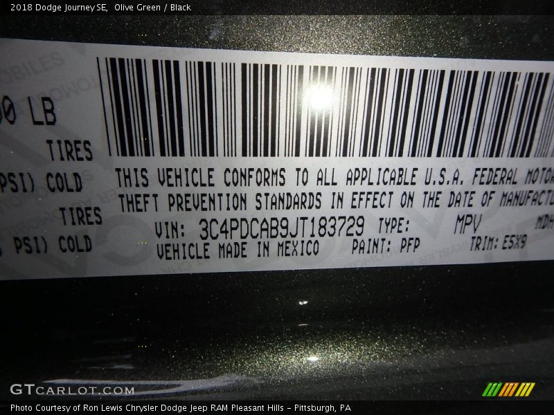 Olive Green / Black 2018 Dodge Journey SE