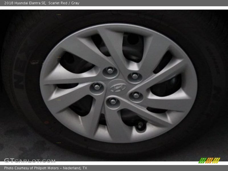 Scarlet Red / Gray 2018 Hyundai Elantra SE