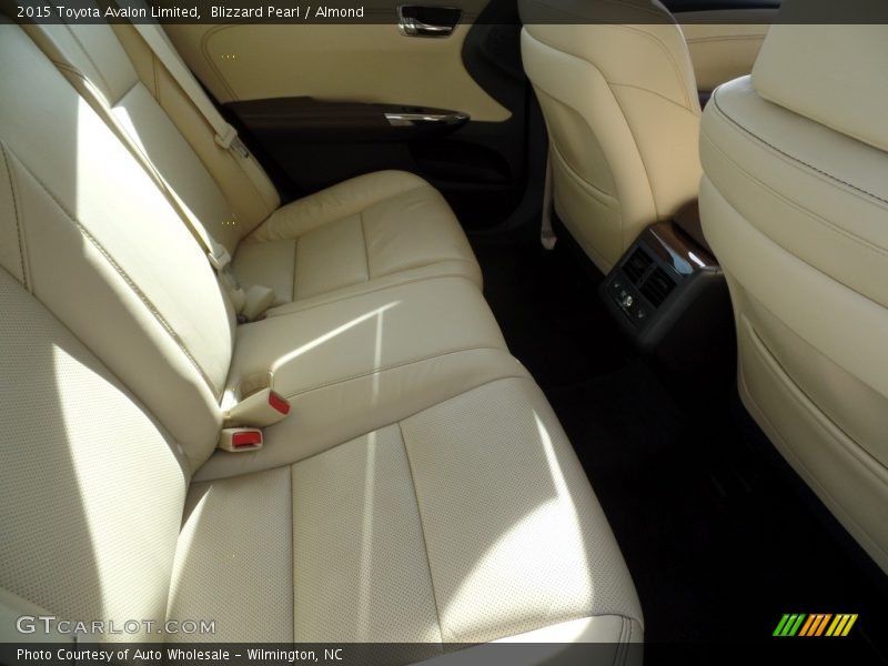 Blizzard Pearl / Almond 2015 Toyota Avalon Limited
