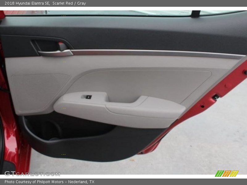 Scarlet Red / Gray 2018 Hyundai Elantra SE