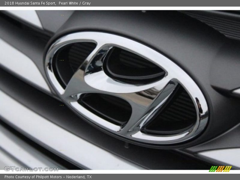 Pearl White / Gray 2018 Hyundai Santa Fe Sport