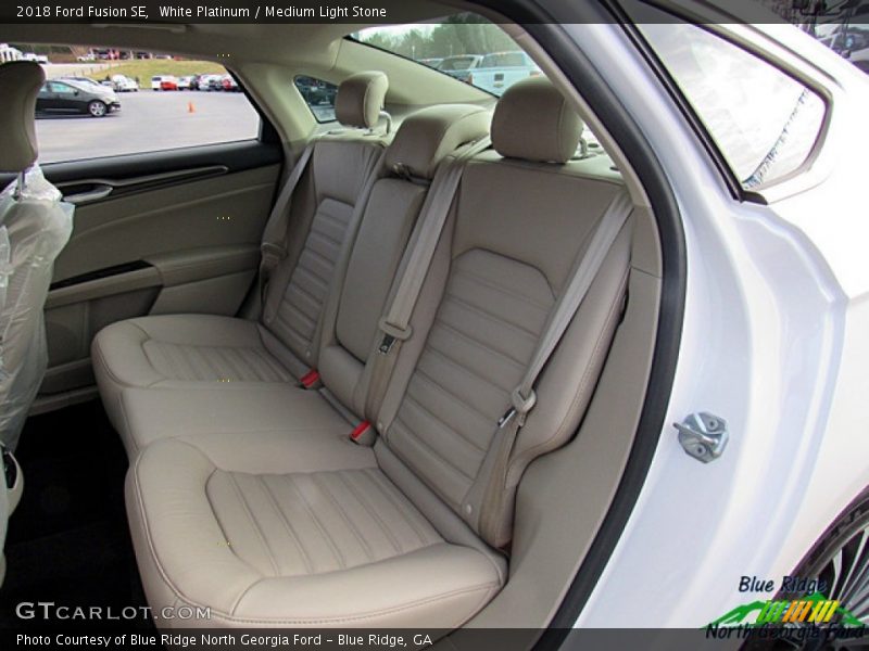White Platinum / Medium Light Stone 2018 Ford Fusion SE