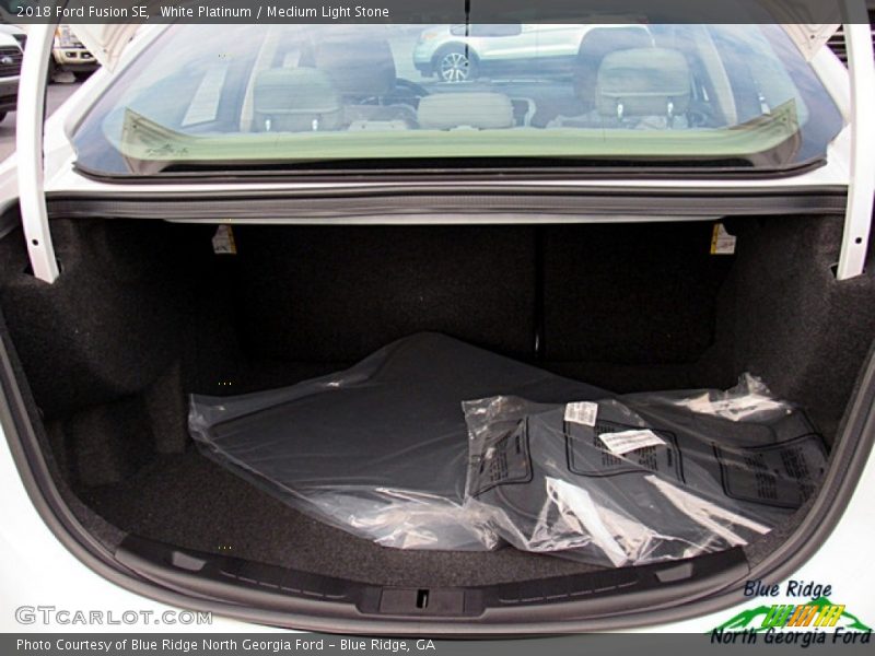 White Platinum / Medium Light Stone 2018 Ford Fusion SE