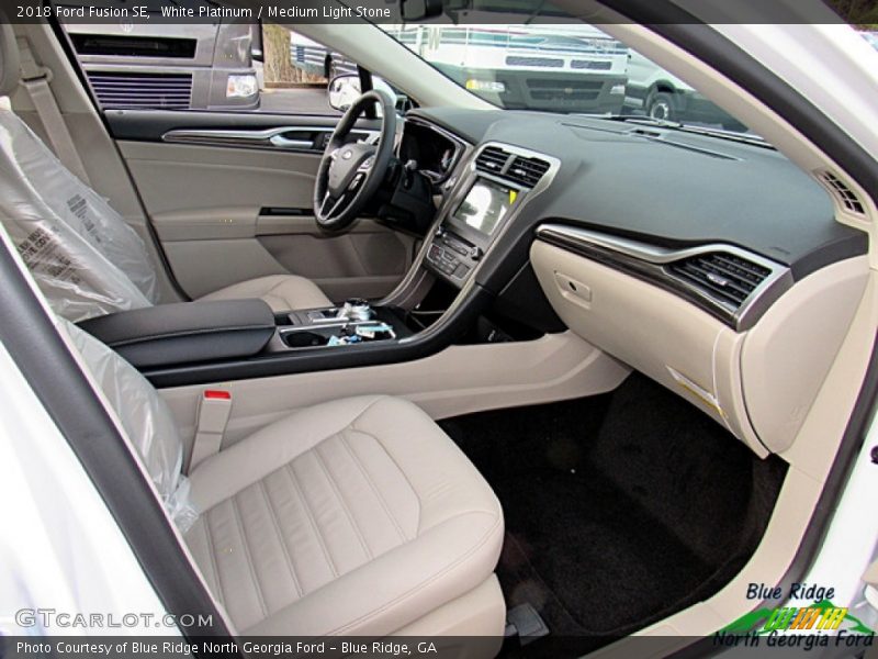 White Platinum / Medium Light Stone 2018 Ford Fusion SE