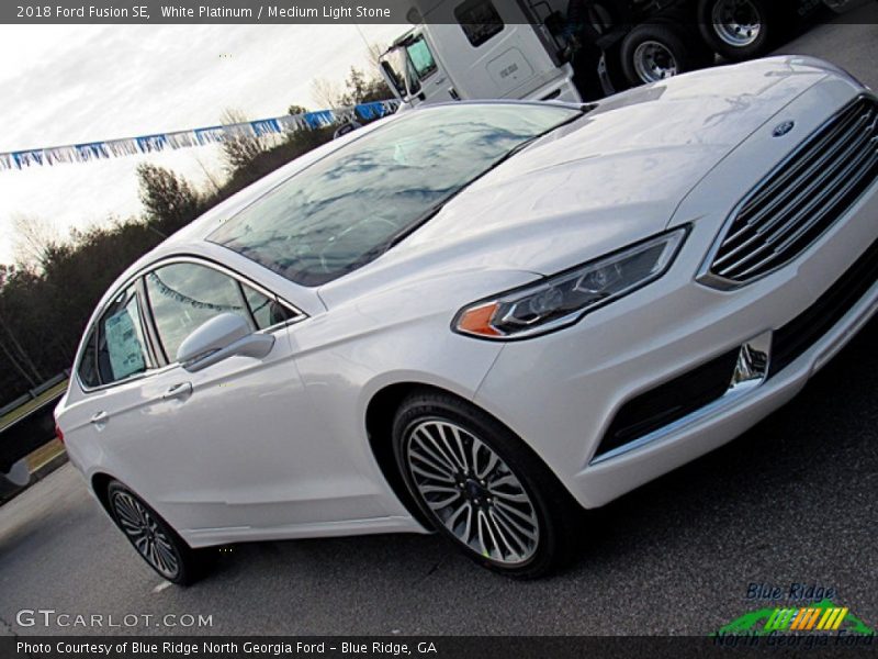 White Platinum / Medium Light Stone 2018 Ford Fusion SE