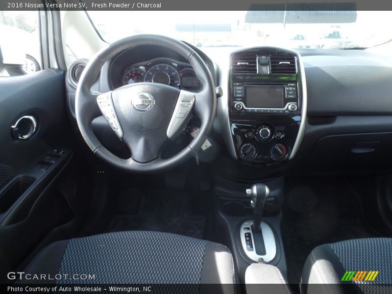 Fresh Powder / Charcoal 2016 Nissan Versa Note SV