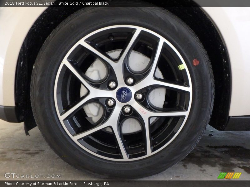 White Gold / Charcoal Black 2018 Ford Focus SEL Sedan