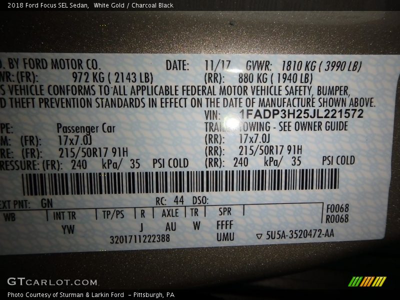 White Gold / Charcoal Black 2018 Ford Focus SEL Sedan