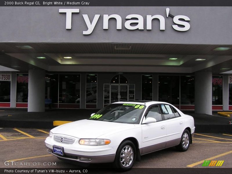 Bright White / Medium Gray 2000 Buick Regal GS