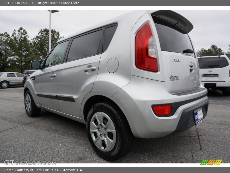 Bright Silver / Black Cloth 2013 Kia Soul 1.6