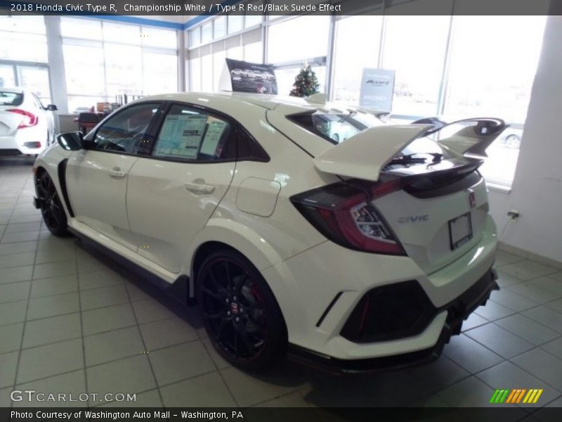 Championship White / Type R Red/Black Suede Effect 2018 Honda Civic Type R