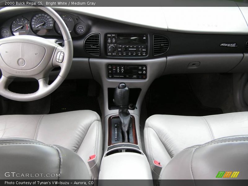 Bright White / Medium Gray 2000 Buick Regal GS