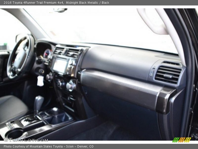 Midnight Black Metallic / Black 2016 Toyota 4Runner Trail Premium 4x4