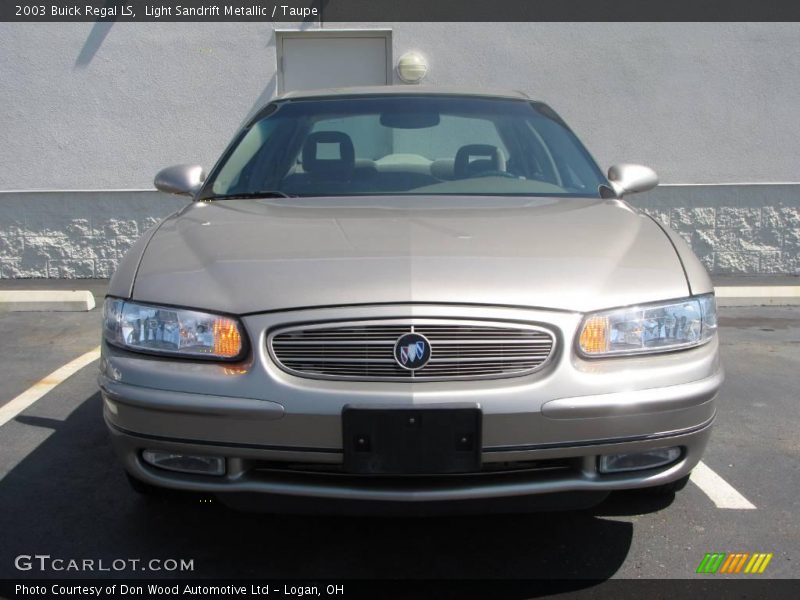 Light Sandrift Metallic / Taupe 2003 Buick Regal LS