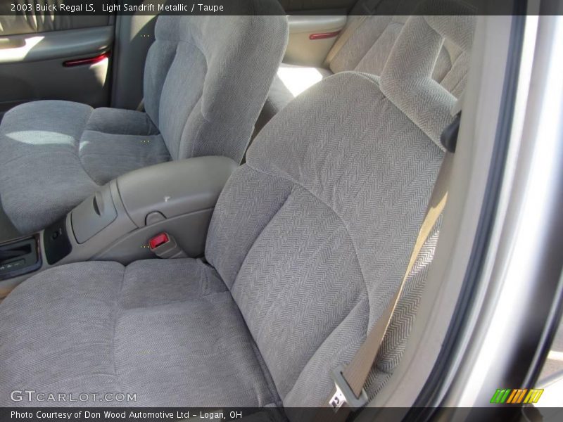 Light Sandrift Metallic / Taupe 2003 Buick Regal LS