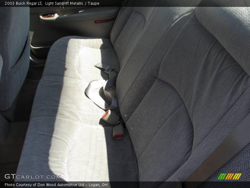 Light Sandrift Metallic / Taupe 2003 Buick Regal LS