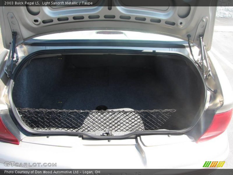 Light Sandrift Metallic / Taupe 2003 Buick Regal LS