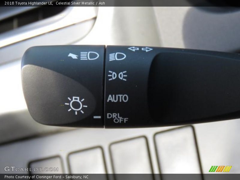 Celestial Silver Metallic / Ash 2018 Toyota Highlander LE