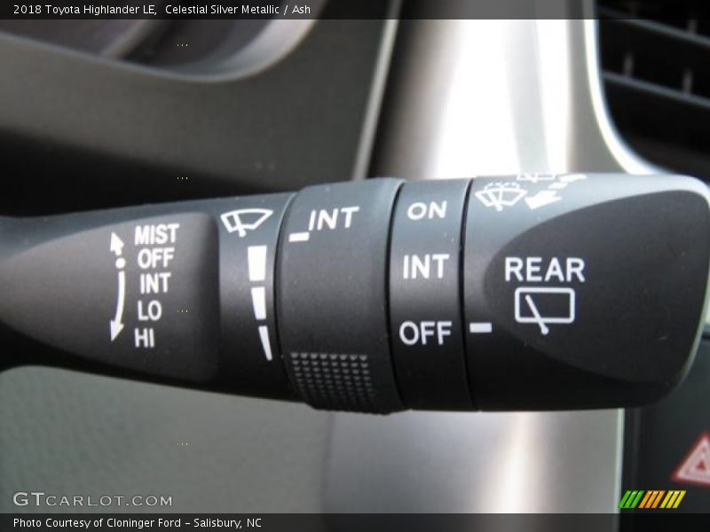 Celestial Silver Metallic / Ash 2018 Toyota Highlander LE