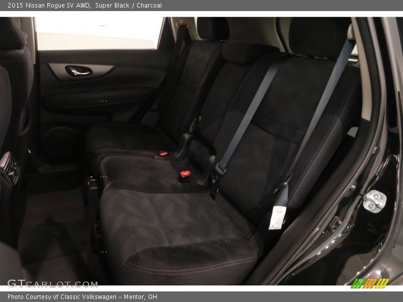 Super Black / Charcoal 2015 Nissan Rogue SV AWD