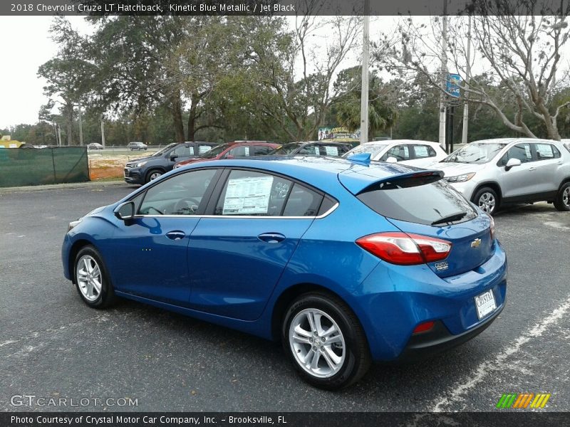 Kinetic Blue Metallic / Jet Black 2018 Chevrolet Cruze LT Hatchback