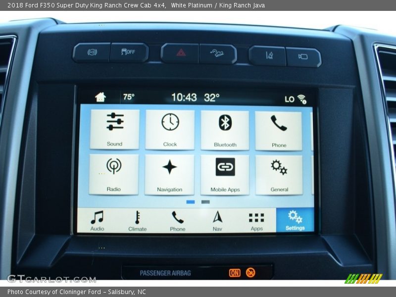 Controls of 2018 F350 Super Duty King Ranch Crew Cab 4x4