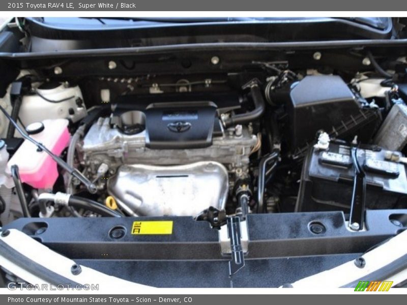 Super White / Black 2015 Toyota RAV4 LE