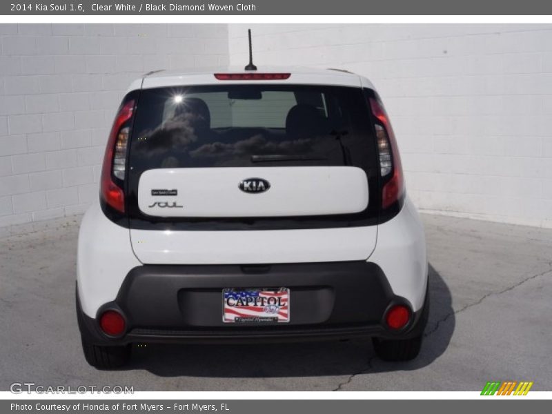 Clear White / Black Diamond Woven Cloth 2014 Kia Soul 1.6