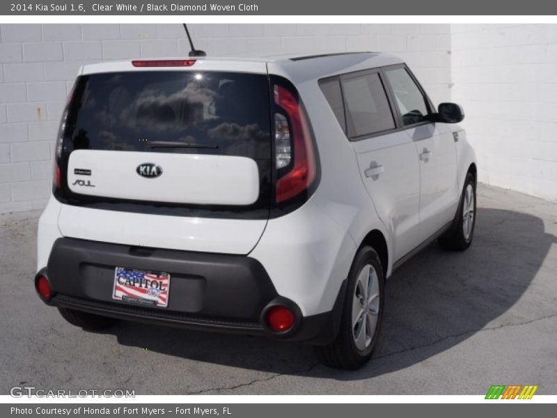 Clear White / Black Diamond Woven Cloth 2014 Kia Soul 1.6