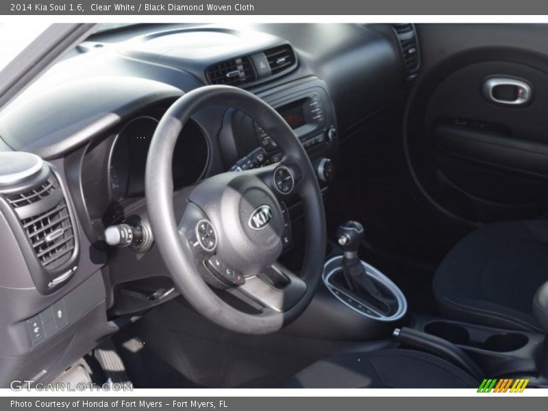 Clear White / Black Diamond Woven Cloth 2014 Kia Soul 1.6