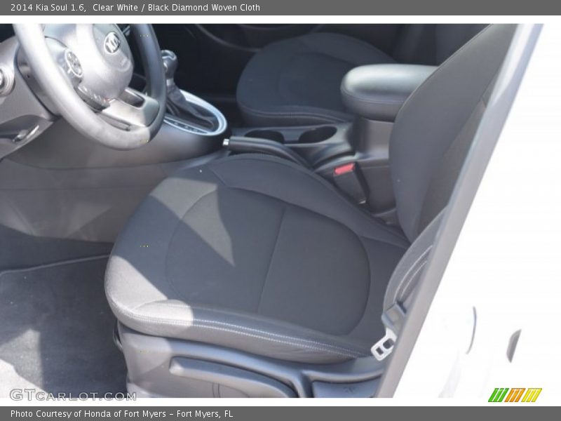 Clear White / Black Diamond Woven Cloth 2014 Kia Soul 1.6