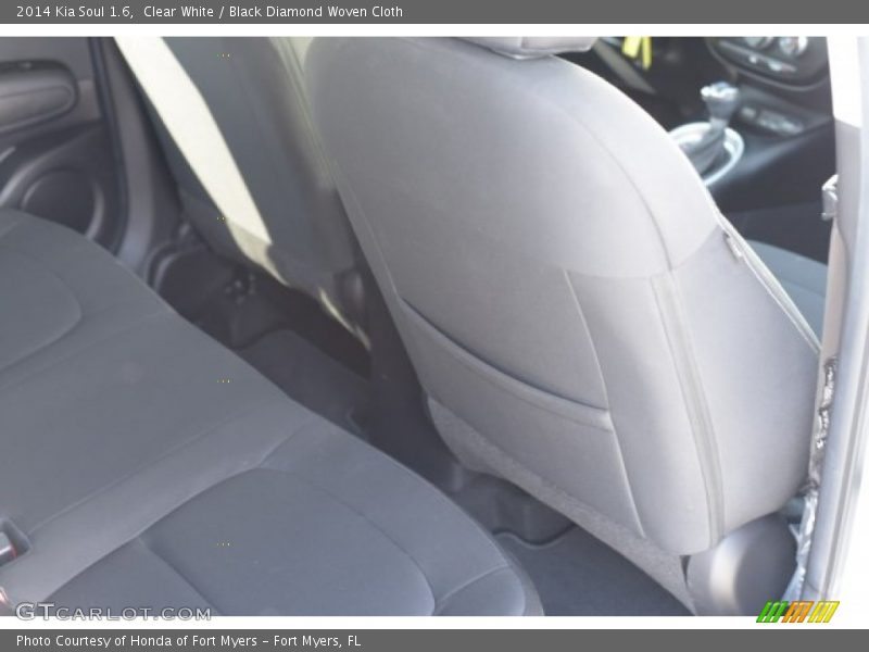 Clear White / Black Diamond Woven Cloth 2014 Kia Soul 1.6