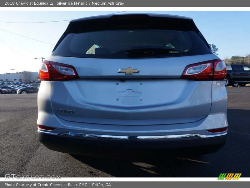Silver Ice Metallic / Medium Ash Gray 2018 Chevrolet Equinox LS