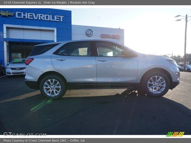 Silver Ice Metallic / Medium Ash Gray 2018 Chevrolet Equinox LS