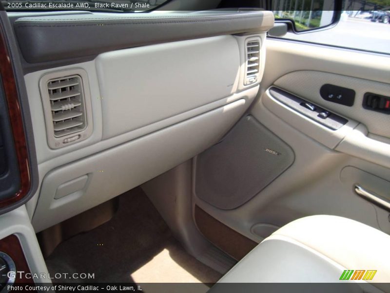 Black Raven / Shale 2005 Cadillac Escalade AWD