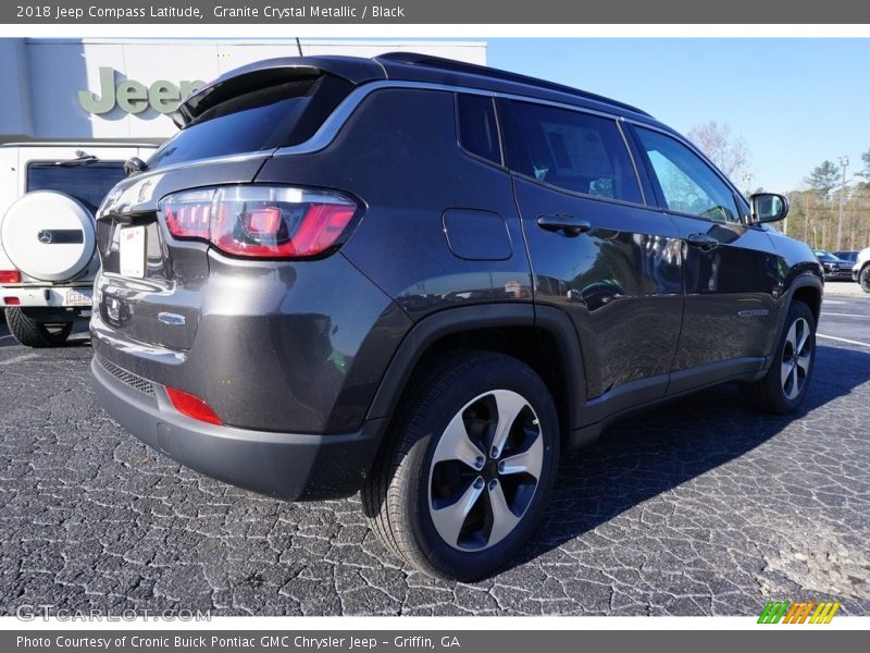 Granite Crystal Metallic / Black 2018 Jeep Compass Latitude