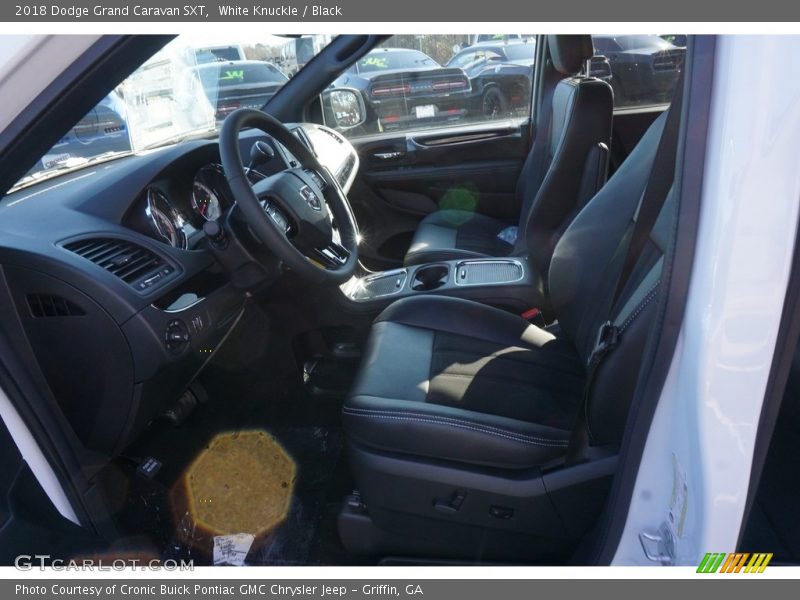 White Knuckle / Black 2018 Dodge Grand Caravan SXT
