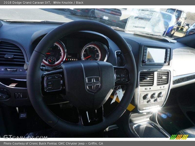 White Knuckle / Black 2018 Dodge Grand Caravan SXT