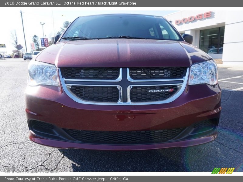 Octane Red Pearl / Black/Light Graystone 2018 Dodge Grand Caravan SE