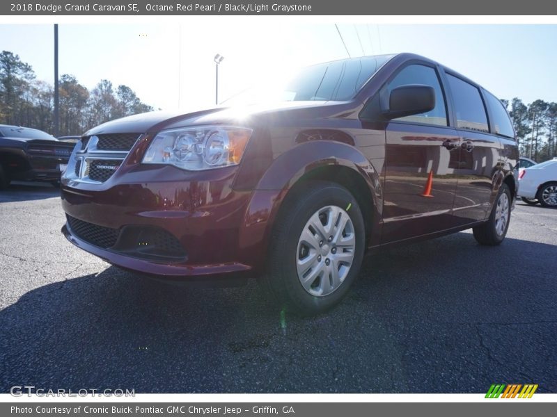 Octane Red Pearl / Black/Light Graystone 2018 Dodge Grand Caravan SE