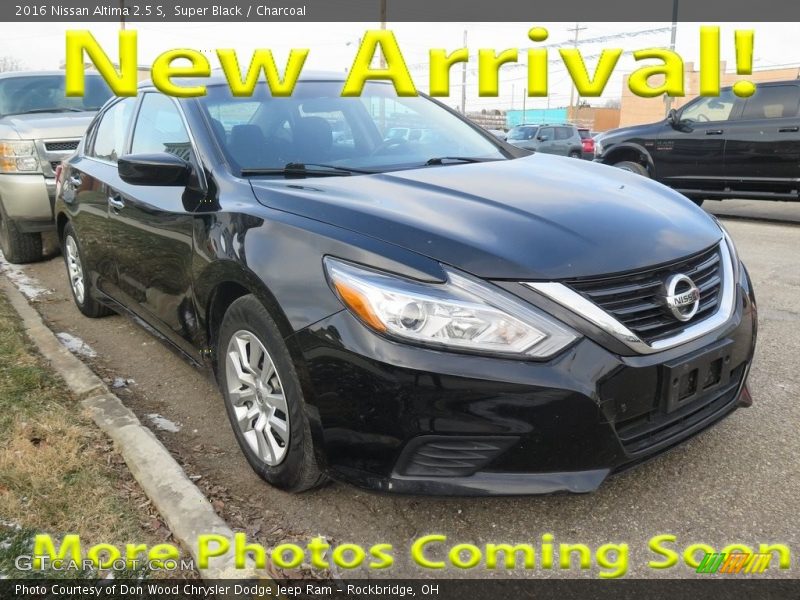 Super Black / Charcoal 2016 Nissan Altima 2.5 S