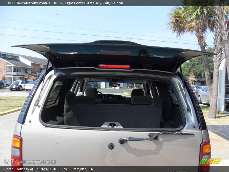 Light Pewter Metallic / Tan/Neutral 2003 Chevrolet Suburban 1500 LS