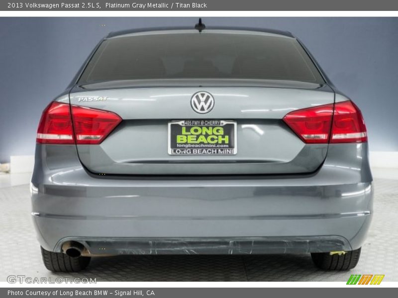 Platinum Gray Metallic / Titan Black 2013 Volkswagen Passat 2.5L S